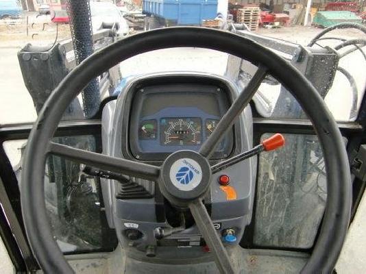 New Holland TD 90D year 2006